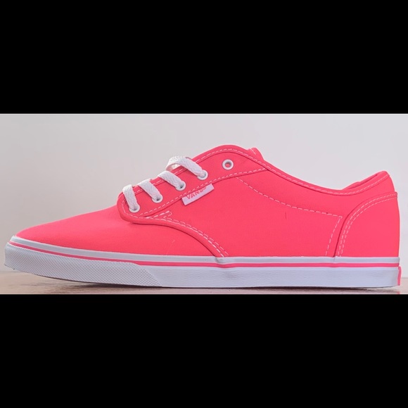 Vans Shoes - NWOT VANS ATWOOD LOW PINK Women’s size 7.5